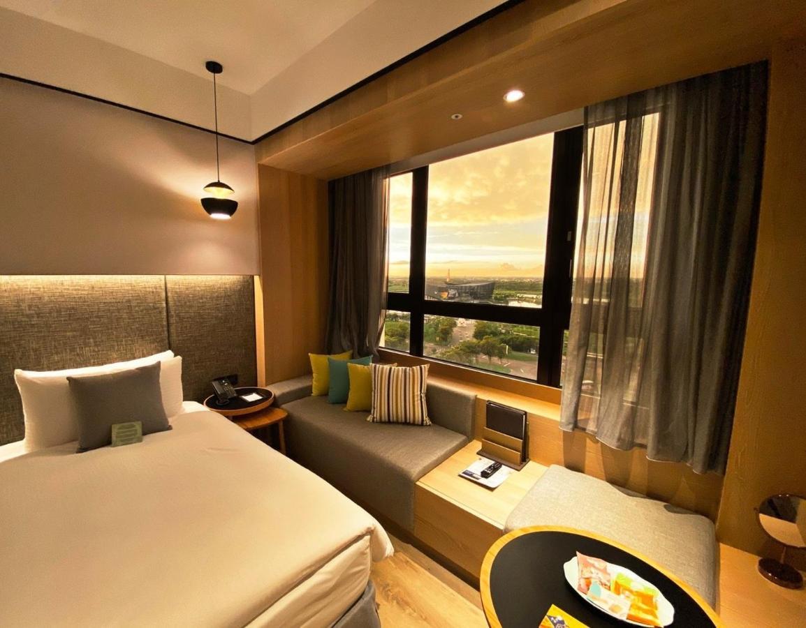 Evergreen Palace Hotel Chiayi Taibao Exterior foto A typical room at the hotel