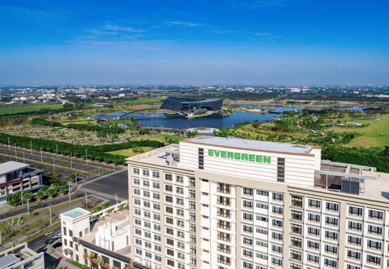 Evergreen Palace Hotel Chiayi Taibao Exterior foto Evergreen International Aviation headquarters
